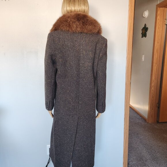 #729 Wool/fox fur coat - Picture 5 of 7